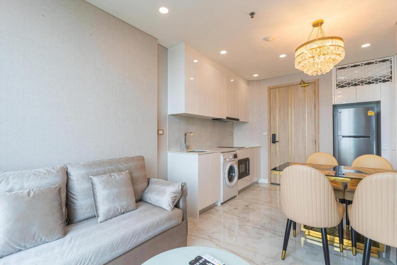 Luxury Sea View Room Beach Front Luxury Джомтьен Экстерьер фото