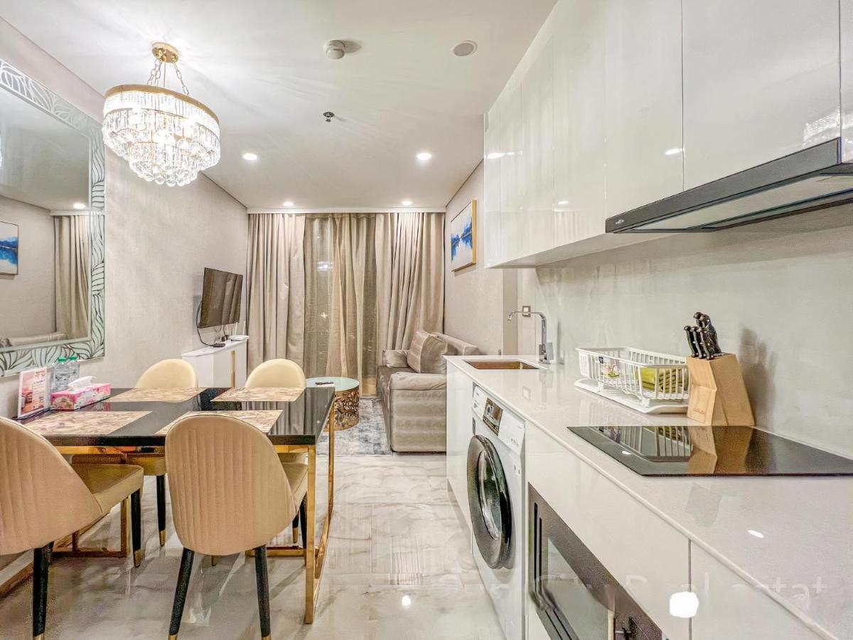 Luxury Sea View Room Beach Front Luxury Джомтьен Экстерьер фото