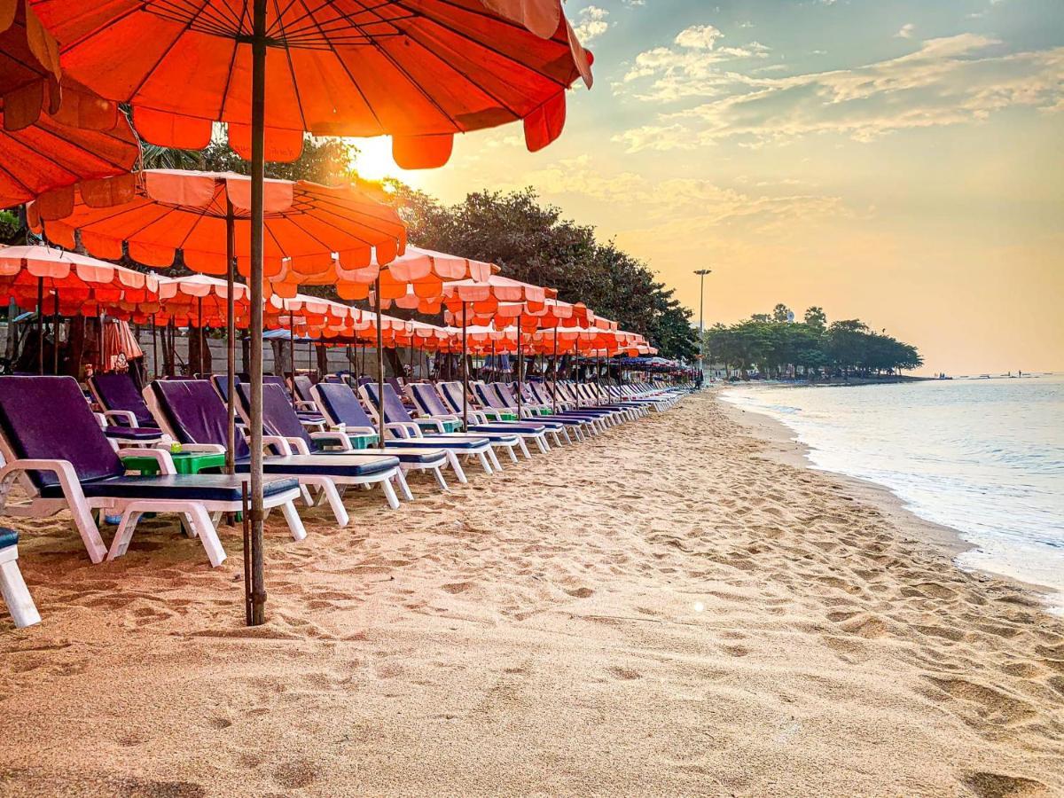 Luxury Sea View Room Beach Front Luxury Джомтьен Экстерьер фото